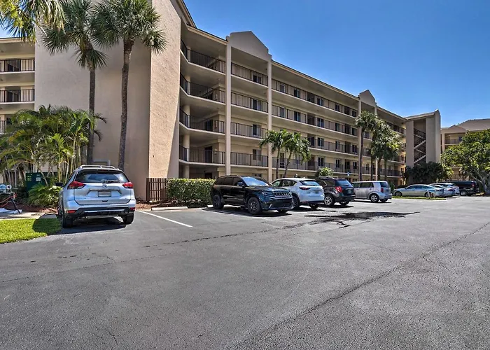Jupiter Condo W/ Pool Access, Walk To Beach!